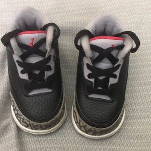 Air Jordan 3s